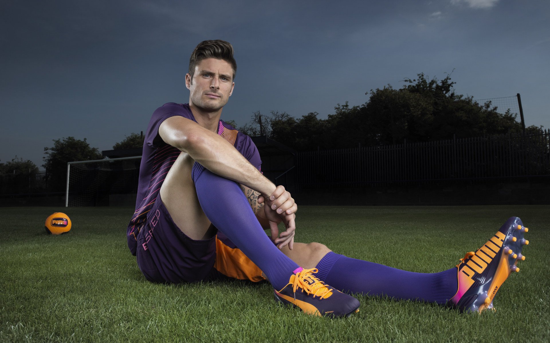 防守强度成制胜关键团队协作成基石，防守工作